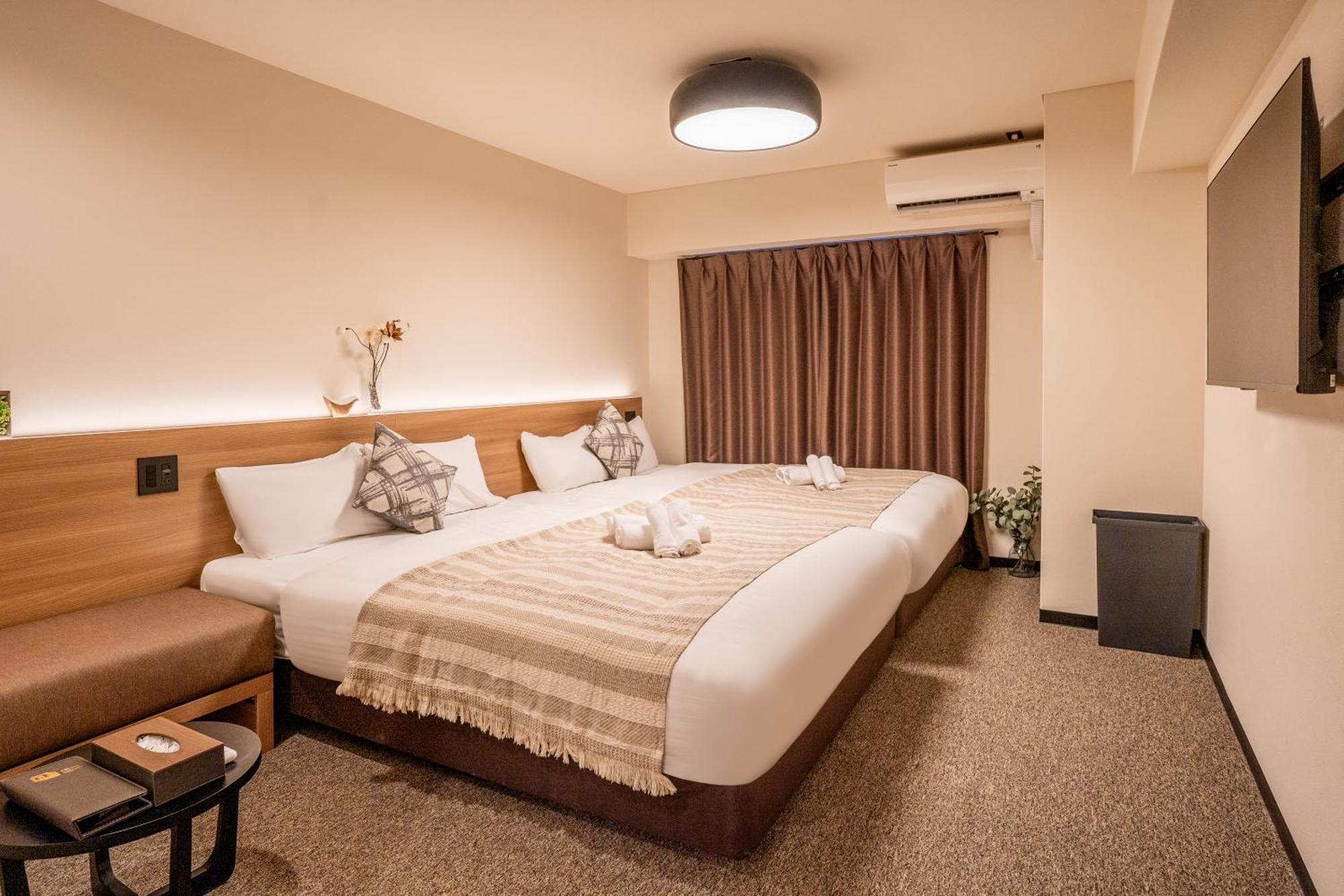 Lite House Shinsaibashi IV Hotel Osaka Exterior photo